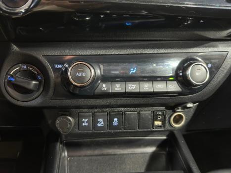 TOYOTA Hilux Caminhonete 2.8 16V SRV 4X4 DIESEL CABINE DUPLA AUTOM�TICO, Foto 10