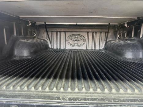 TOYOTA Hilux Caminhonete 2.8 16V SRV 4X4 DIESEL CABINE DUPLA AUTOM�TICO, Foto 19