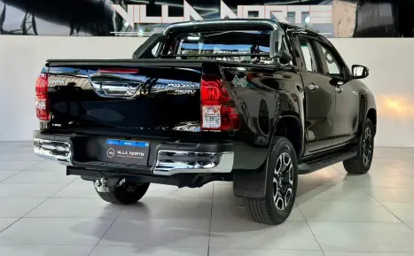 TOYOTA Hilux Caminhonete 2.8 16V SRV 4X4 DIESEL CABINE DUPLA AUTOM�TICO, Foto 5