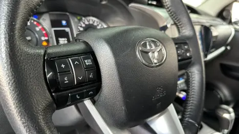 TOYOTA Hilux Caminhonete 2.8 16V SRV 4X4 DIESEL CABINE DUPLA AUTOM�TICO, Foto 11