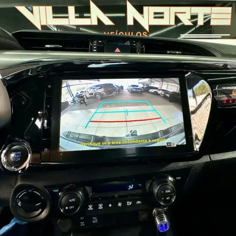 TOYOTA Hilux Caminhonete 2.8 16V SRV 4X4 DIESEL CABINE DUPLA AUTOM�TICO, Foto 26