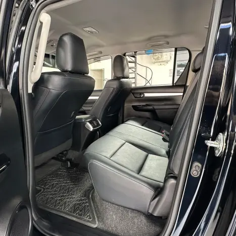 TOYOTA Hilux Caminhonete 2.8 16V SRV 4X4 DIESEL CABINE DUPLA AUTOM�TICO, Foto 32