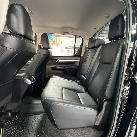 TOYOTA Hilux Caminhonete 2.8 16V SRV 4X4 DIESEL CABINE DUPLA AUTOM�TICO, Foto 33