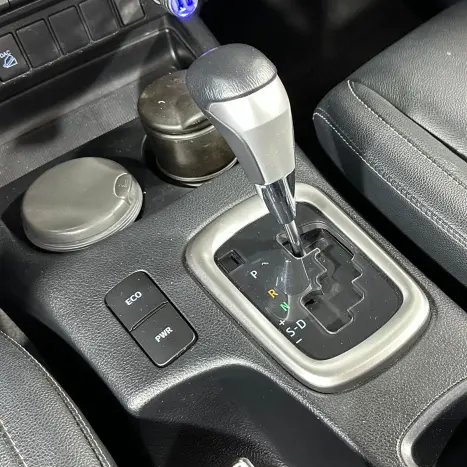 TOYOTA Hilux Caminhonete 2.8 16V SRV 4X4 DIESEL CABINE DUPLA AUTOM�TICO, Foto 37