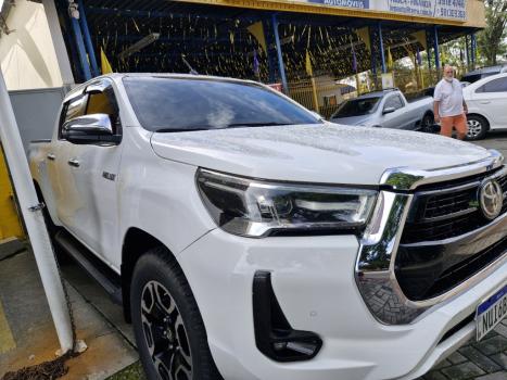 TOYOTA Hilux Caminhonete 2.8 16V SRX 4X4 TURBO DIESEL CABINE DUPLA AUTOM�TICO, Foto 2