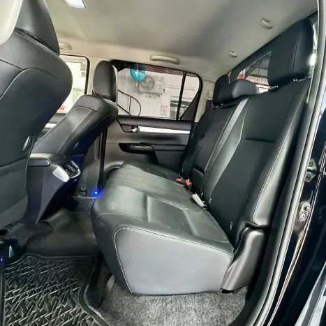 TOYOTA Hilux Caminhonete 2.8 16V SRX 4X4 TURBO DIESEL CABINE DUPLA AUTOM�TICO, Foto 21