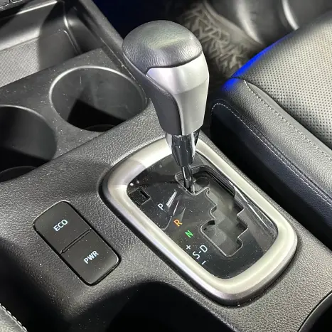 TOYOTA Hilux Caminhonete 2.8 16V SRX 4X4 TURBO DIESEL CABINE DUPLA AUTOM�TICO, Foto 26