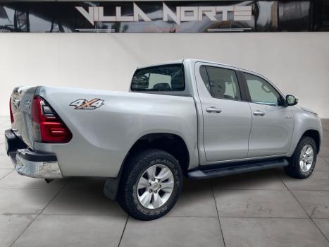 TOYOTA Hilux Caminhonete 2.8 16V SRV 4X4 DIESEL CABINE DUPLA AUTOM�TICO, Foto 3