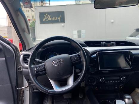 TOYOTA Hilux Caminhonete 2.8 16V SRV 4X4 DIESEL CABINE DUPLA AUTOM�TICO, Foto 5