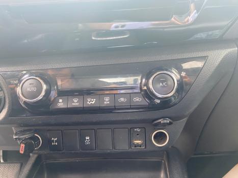 TOYOTA Hilux Caminhonete 2.8 16V SRV 4X4 DIESEL CABINE DUPLA AUTOM�TICO, Foto 7