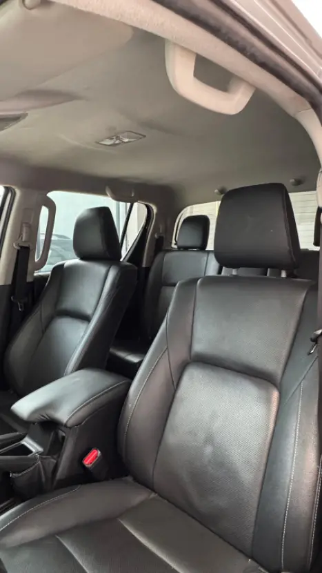 TOYOTA Hilux Caminhonete 2.8 16V SRX LIMITED 4X4 TURBO DIESEL CABINE DUPLA AUTOM�TICO, Foto 8