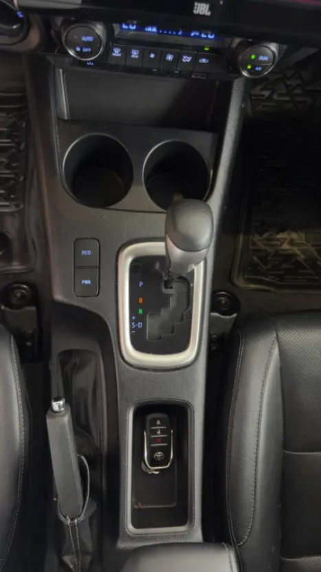 TOYOTA Hilux Caminhonete 2.8 16V SRX LIMITED 4X4 TURBO DIESEL CABINE DUPLA AUTOM�TICO, Foto 11