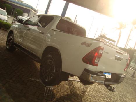 TOYOTA Hilux Caminhonete 2.8 16V 4P SRX DIESEL CABINE DUPLA, Foto 4