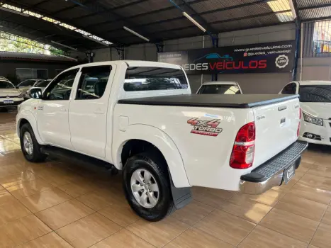 TOYOTA Hilux Caminhonete 3.0 4P SR 4X4 TURBO DIESEL CABINE DUPLA AUTOM�TICO, Foto 4