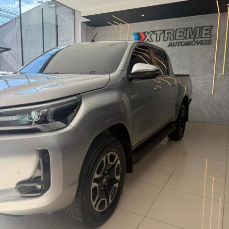 TOYOTA Hilux Caminhonete 2.8 16V 4P SRX DIESEL CABINE DUPLA, Foto 2