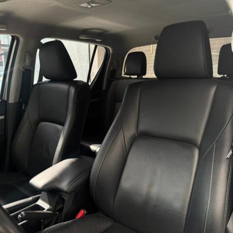 TOYOTA Hilux Caminhonete 2.8 16V 4P SRX DIESEL CABINE DUPLA, Foto 9