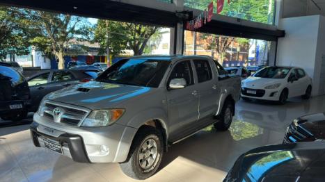 TOYOTA Hilux Caminhonete 3.0 4P 4X4 SRV TURBO DIESEL TOP CABINE DUPLA AUTOM�TICO, Foto 1