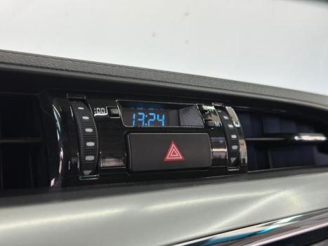 TOYOTA Hilux Caminhonete 2.8 16V SRX 4X4 TURBO DIESEL CABINE DUPLA AUTOM�TICO, Foto 4