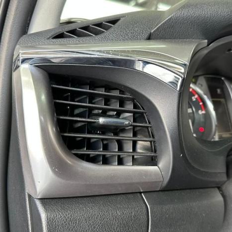 TOYOTA Hilux Caminhonete 2.8 16V SRX 4X4 TURBO DIESEL CABINE DUPLA AUTOM�TICO, Foto 13