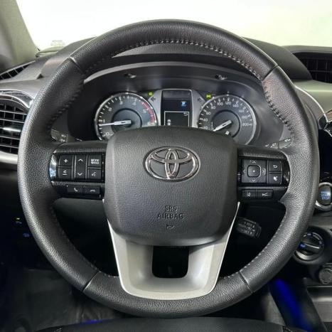 TOYOTA Hilux Caminhonete 2.8 16V SRX 4X4 TURBO DIESEL CABINE DUPLA AUTOM�TICO, Foto 15