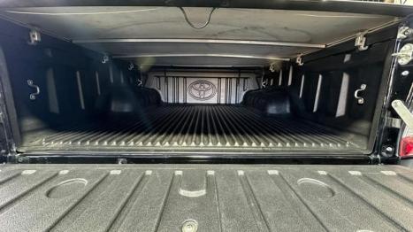 TOYOTA Hilux Caminhonete 2.8 16V SRX 4X4 TURBO DIESEL CABINE DUPLA AUTOM�TICO, Foto 17