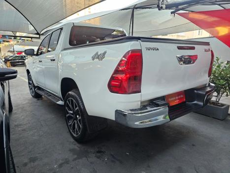 TOYOTA Hilux Caminhonete 2.8 16V 4P SR 4X4 DIESEL CABINE DUPLA AUTOM�TICO, Foto 5