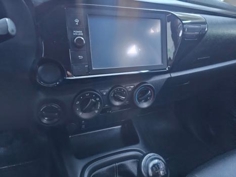 TOYOTA Hilux Caminhonete 2.8 16V 4P SR 4X4 DIESEL CABINE DUPLA AUTOM�TICO, Foto 10