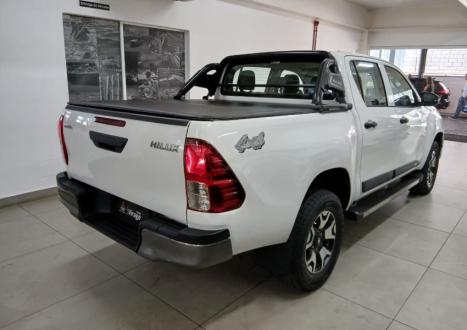 TOYOTA Hilux Caminhonete 2.8 16V  LOW M4FD 4X4 TURBO DIESEL CABINE DUPLA, Foto 4