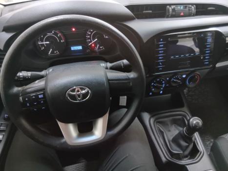 TOYOTA Hilux Caminhonete 2.8 16V  LOW M4FD 4X4 TURBO DIESEL CABINE DUPLA, Foto 9