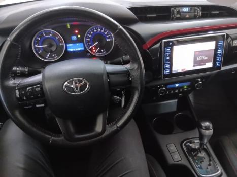 TOYOTA Hilux Caminhonete 2.8 16V 4P SR 4X4 DIESEL CHALLENGE CABINE DUPLA AUTOM�TICO, Foto 9
