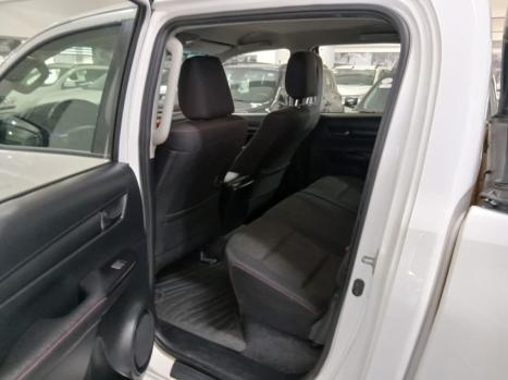 TOYOTA Hilux Caminhonete 2.8 16V 4P SR 4X4 DIESEL CHALLENGE CABINE DUPLA AUTOM�TICO, Foto 10