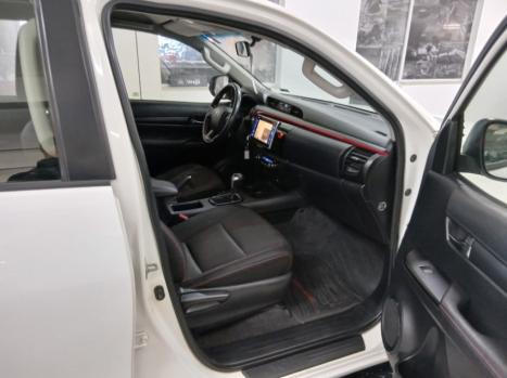 TOYOTA Hilux Caminhonete 2.8 16V 4P SR 4X4 DIESEL CHALLENGE CABINE DUPLA AUTOM�TICO, Foto 12