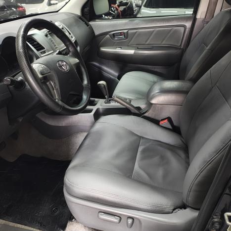 TOYOTA Hilux Caminhonete 3.0 4P 4X4 DIESEL CABINE DUPLA, Foto 6
