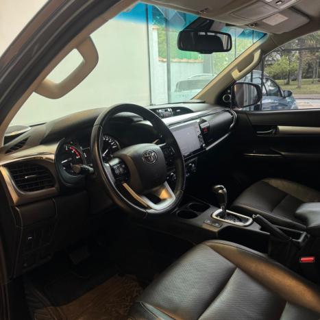 TOYOTA Hilux Caminhonete 2.8 16V 4P SRX DIESEL CABINE DUPLA, Foto 10