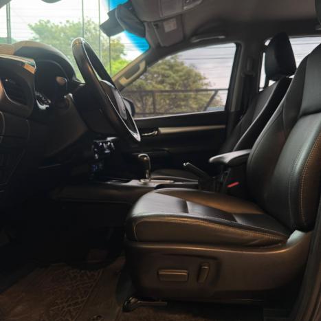 TOYOTA Hilux Caminhonete 2.8 16V 4P SRX DIESEL CABINE DUPLA, Foto 12