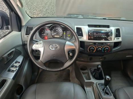 TOYOTA Hilux Caminhonete 3.0 4P SR 4X4 TURBO DIESEL CABINE DUPLA AUTOMÁTICO, Foto 10