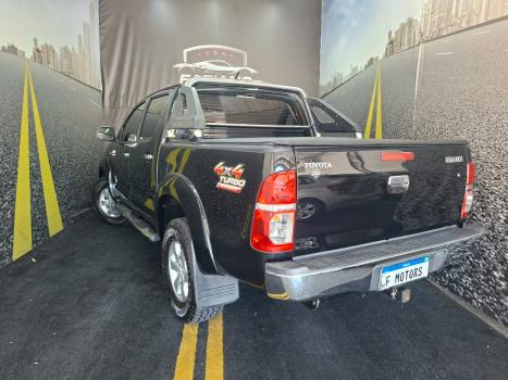 TOYOTA Hilux Caminhonete 3.0 4P SR 4X4 TURBO DIESEL CABINE DUPLA AUTOMÁTICO, Foto 17