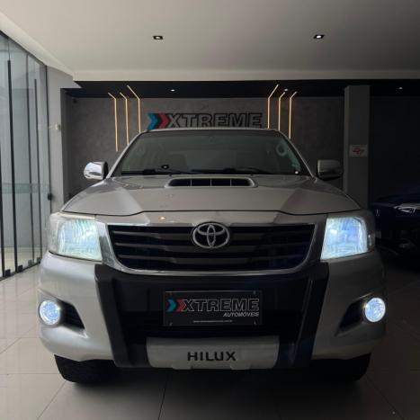 TOYOTA Hilux Caminhonete 3.0 4P SRV DIESEL CABINE DUPLA, Foto 1
