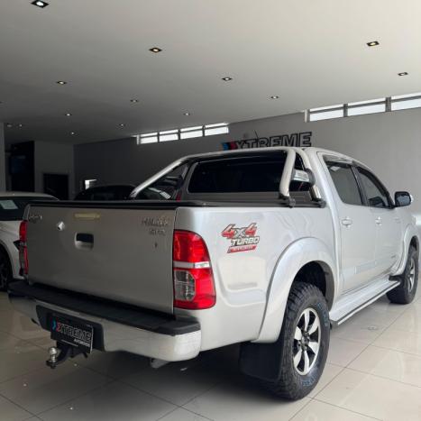 TOYOTA Hilux Caminhonete 3.0 4P SRV DIESEL CABINE DUPLA, Foto 3