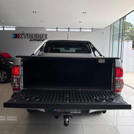 TOYOTA Hilux Caminhonete 3.0 4P SRV DIESEL CABINE DUPLA, Foto 4