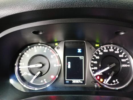 TOYOTA Hilux Caminhonete 2.8 16V SRX PLUS 4X4 TURBO DIESEL CABINE DUPLA AUTOMÁTICO, Foto 6