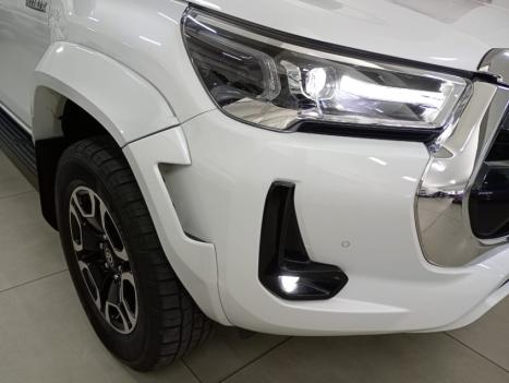 TOYOTA Hilux Caminhonete 2.8 16V SRX PLUS 4X4 TURBO DIESEL CABINE DUPLA AUTOMÁTICO, Foto 16