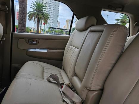 TOYOTA Hilux SW4 2.7 16V 4P FLEX SR 7 LUGARES AUTOM�TICO, Foto 4