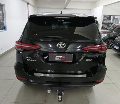 TOYOTA Hilux SW4 2.8 16V 4P SRX 4X4 7 LUGARES TURBO DIESEL AUTOM�TICO, Foto 3