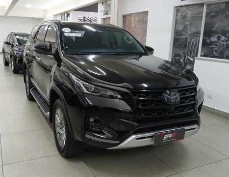 TOYOTA Hilux SW4 2.8 16V 4P SRX 4X4 7 LUGARES TURBO DIESEL AUTOM�TICO, Foto 5