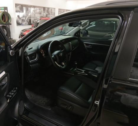 TOYOTA Hilux SW4 2.8 16V 4P SRX 4X4 7 LUGARES TURBO DIESEL AUTOM�TICO, Foto 7