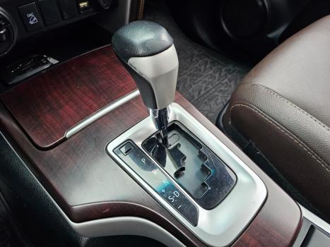 TOYOTA Hilux SW4 2.8 4P SRX 4X4 DIAMOND 7 LUGARES TURBO DIESEL AUTOM�TICO, Foto 10