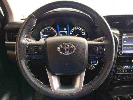TOYOTA Hilux SW4 2.8 16V 4P SRX 4X4 7 LUGARES TURBO DIESEL AUTOM�TICO, Foto 11