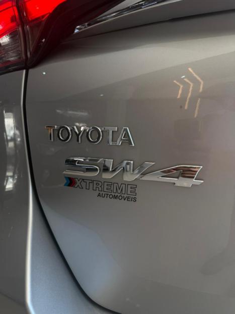 TOYOTA Hilux SW4 2.8 16V 4P SRX 4X4 7 LUGARES TURBO DIESEL AUTOM�TICO, Foto 6