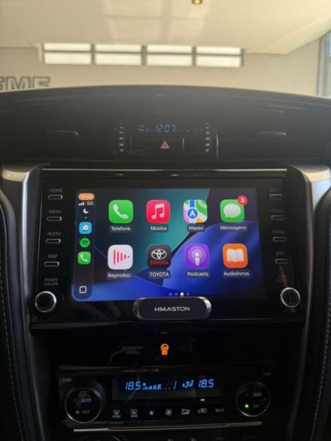 TOYOTA Hilux SW4 2.8 16V 4P SRX 4X4 7 LUGARES TURBO DIESEL AUTOM�TICO, Foto 13